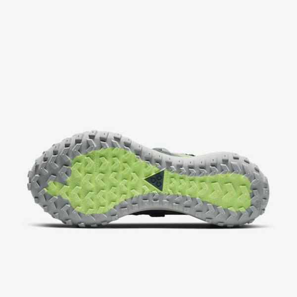 Men's Nike ACG Mountain Fly Low Sneakers Grey / Green | NK467LSR