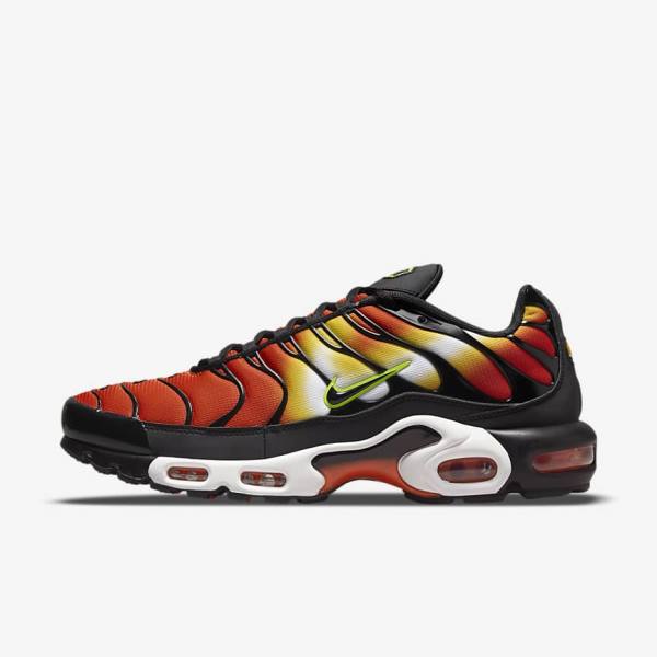 Men\'s Nike Air Max Plus Sneakers Orange / Gold / Black | NK951MUA