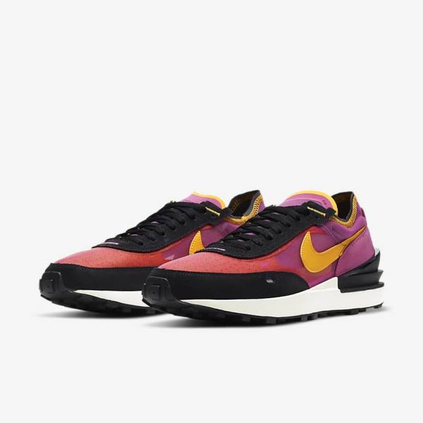 Men's Nike Waffle One Sneakers Fuchsia / Black / Gold | NK762DSW