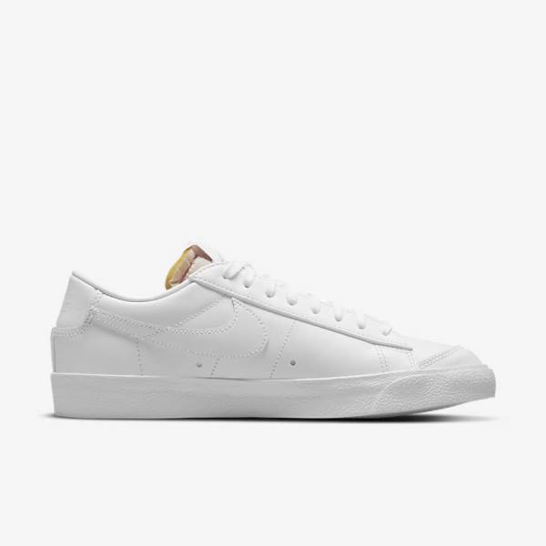 Women's Nike Blazer Low 77 Sneakers White | NK852NDK