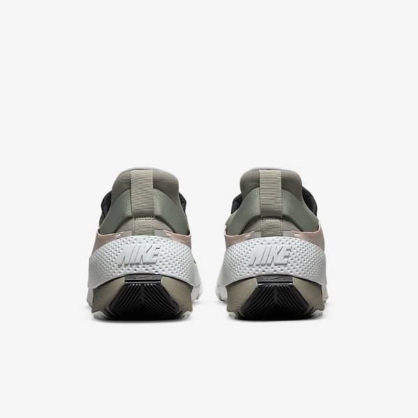 Women's Nike Go FlyEase Sneakers Black / White | NK268ZEQ