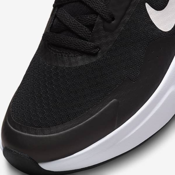 Women's Nike Wearallday Sneakers Black / White | NK769LDZ